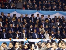 "Modern Dindar Bir Gençlikten Bahsediyorum"