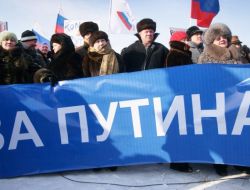 Putin Yanlıları Muhalefete Kızgın