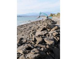 Çalış Plajı, Taşlardan Arındırılıyor