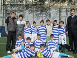 Nilüfer Okulları Futbol Liginde Şampiyon İlkbahar Koleji