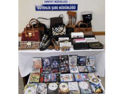 Taklit Çanta Ve Cüzdanlara El Konuldu