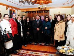 Vali Yüksel’in Eşi Emine Yüksel, Dede Torun Evi’ne Konuk Oldu