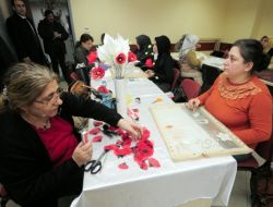 Kursa Katılan Kadınlara Günlük 15 Tl