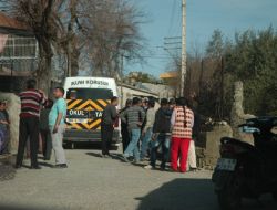 Aşkına Karşılık Görmediği Liseli Kızı Ve Arkadaşını Serviste Vurarak Öldürdü