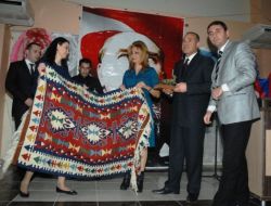 "Bir Milyon Azeri Türk’ü Evine Dönemiyor"