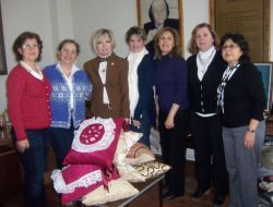 Sevgi Yastıkları Öğrencilere Burs Olacak