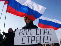 Rusya’da 'Vatanın Koruyucuları Günü’nde Meydanlar Isınıyor