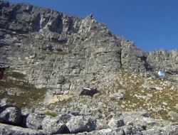 Abd’li Sporcunun Saatte 190 Km Hızla Dağa Çarpma Anı Kamerada