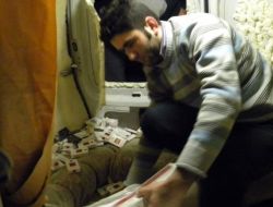 Yabancı Plakalı Araçta 10 Bin Paket Kaçak Sigara Ele Geçirildi