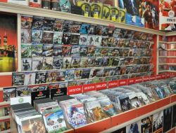 Kocaeli’nde 22 Bin Korsan Dvd Ele Geçirildi