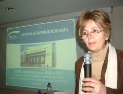 Valilik, Muhtarları Yeşil Kart Ve Gss Konusunda Bilgilendirdi