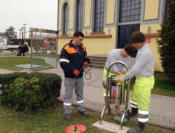 Balıkesir'de Eskiyen Çöp Kovaları Değiştiriliyor