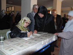 “Başörtüsü Her Alanda Özgürleştirilmeli”