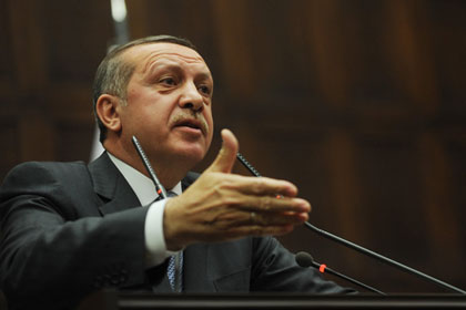 Erdoğan'dan şehit eşine taziye telefonu