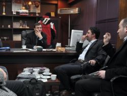 Gençler Sivil Anayasa İçin Kolları Sıvadı