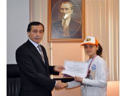 Robot Turnuvasına Katılan Samsunlu Öğrenciler Ödülle Döndü