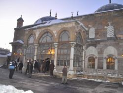 Yozgat Belediyesi'nden Cami Cemaatine Sabah Kahvaltısı İkramı