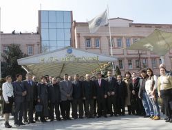 Orta Asyalı Akademisyenler Eyüp Sultan’ı Ziyaret Etti