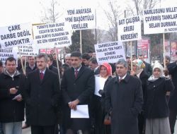 Tankların Yürütüldüğü Yerde Basın Açıklaması Yapıp, Suç Duyurusunda Bulundular