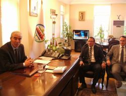 Ak Parti İlçe Teşkilatı Üyelerinden, Protokole Ziyaret