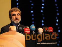 Bakan Yıldız: Türkiye Obez Büyümüyor, Beyniyle, Vicdanıyla Büyüyor