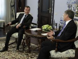 Atambayev’den Rusya’ya Askeri Üs Sitemi