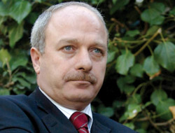 Sarızeybek'ten şok iddialar