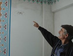 Nişanlısına Laf Atıldığını İddia Edip, Camiyi Kurşunladı