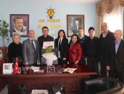 Kasapoğlu, Soydaşları Dinledi