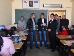 Protokolden Okuma Salonu Ziyareti