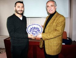 Şair Ömer Erdem: Şiirimiz Türkiye'nin Kimliğine Dokunmamalı