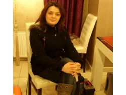 3 Gündür Kayıp Olan Kızı Ve Eşini İnternetten Arıyor