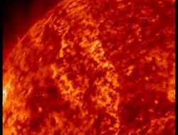 Güneş’te Dev Tsunami Dalgası Gözlendi