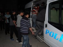 27 Öğrenci Lahmacundan Zehirlendi