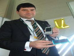 Cep Telefonunu Güneşte Şarj Eden Cihaz İlgi Görüyor