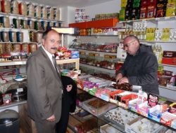 Çayıralan’da 25 Yıllık Kuruyemişçi Büyük İlgi Görüyor