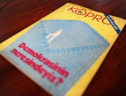 Darbecileri Kızdıran Anayasa Kitapçığı, 30 Yıl Sonra Gün Yüzüne Çıktı