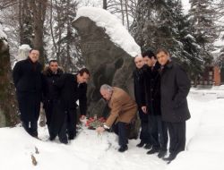 Moskova'ya Çıkarma Yapan Dtik Üyesi İşadamları, Nazım'ı Unutmadı