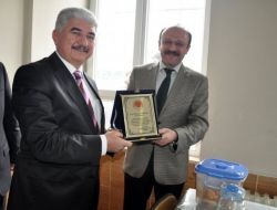 Dörtyol İhl'den Milletvekili Türkoğlu’na Plaket