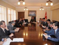 Silopi’de Asker Kaçakları Konusunda Muhtarlar Bilgilendirildi