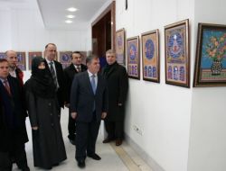 Televizyondan İzlediği Resim Yapma Sanatına Heveslendi, Minyatür Sergisi Açtı