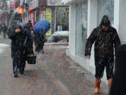 Zonguldak'ta Kar Ve Tipi Nedeniyle Yarın Okullar Tatil