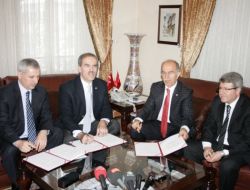 Bu İmzalardan Sonra Okullar 'Hayat’ Bulacak