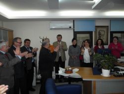 Tapu Dairesinde Sürpriz Doğum Günü Vatandaşı Duygulandırdı