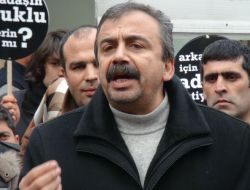 Sırrı Süreyya Önder'den İçişleri Bakanı'na Eleştiri