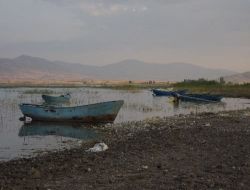 Su Seviyesi Azalan Göle Av Yasağı Geldi