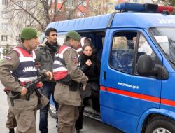 Terör Örgütüne Üye 3 Kişi Sınırda Yakalandı