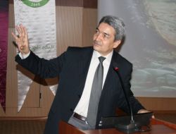 Prof. Dr. Şadi Eren: Gayba İnanmak Ayrıcalıktır