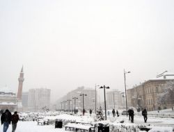 Kar Nedeniyle Sivas'ın Bin 237 Köyünden Bin 16'sı Ulaşıma Kapandı