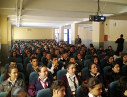 Adana Barosu Öğrencilere İnsan Haklarını Öğretiyor